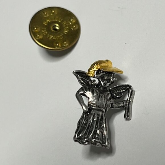 VTG Graduation Angel w/Diploma & Cap Pewter Lapel Vest Hat Pin .5"x.75" - Picture 11 of 13